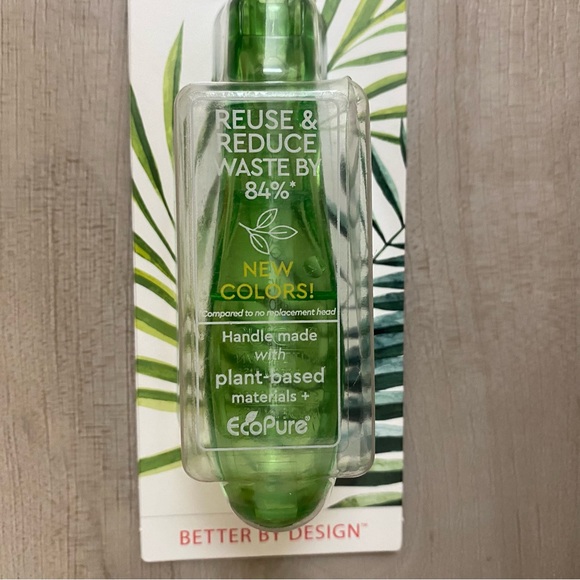 🟢 {3/$15} Radius Tour Travel Brush Toothbrush - Picture 3 of 16